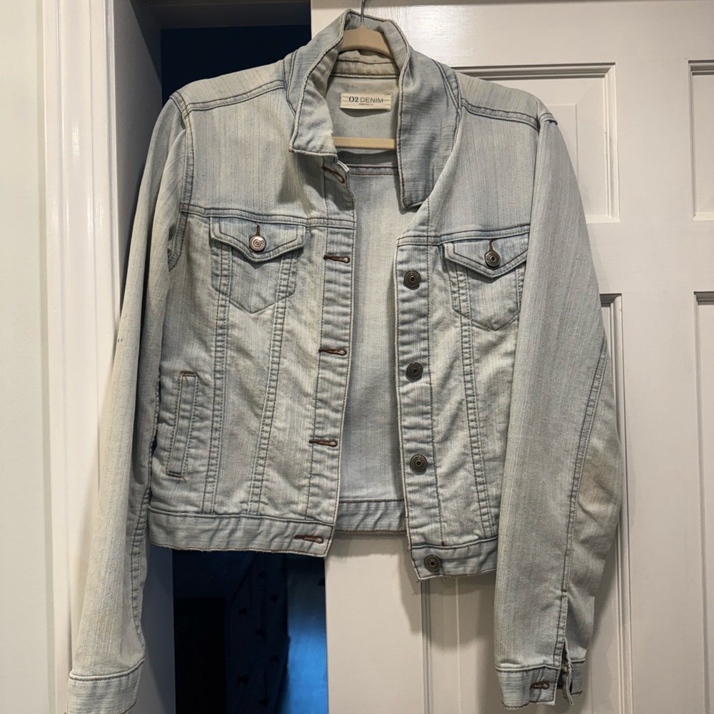 Light Wash Denim Jacket | Size M